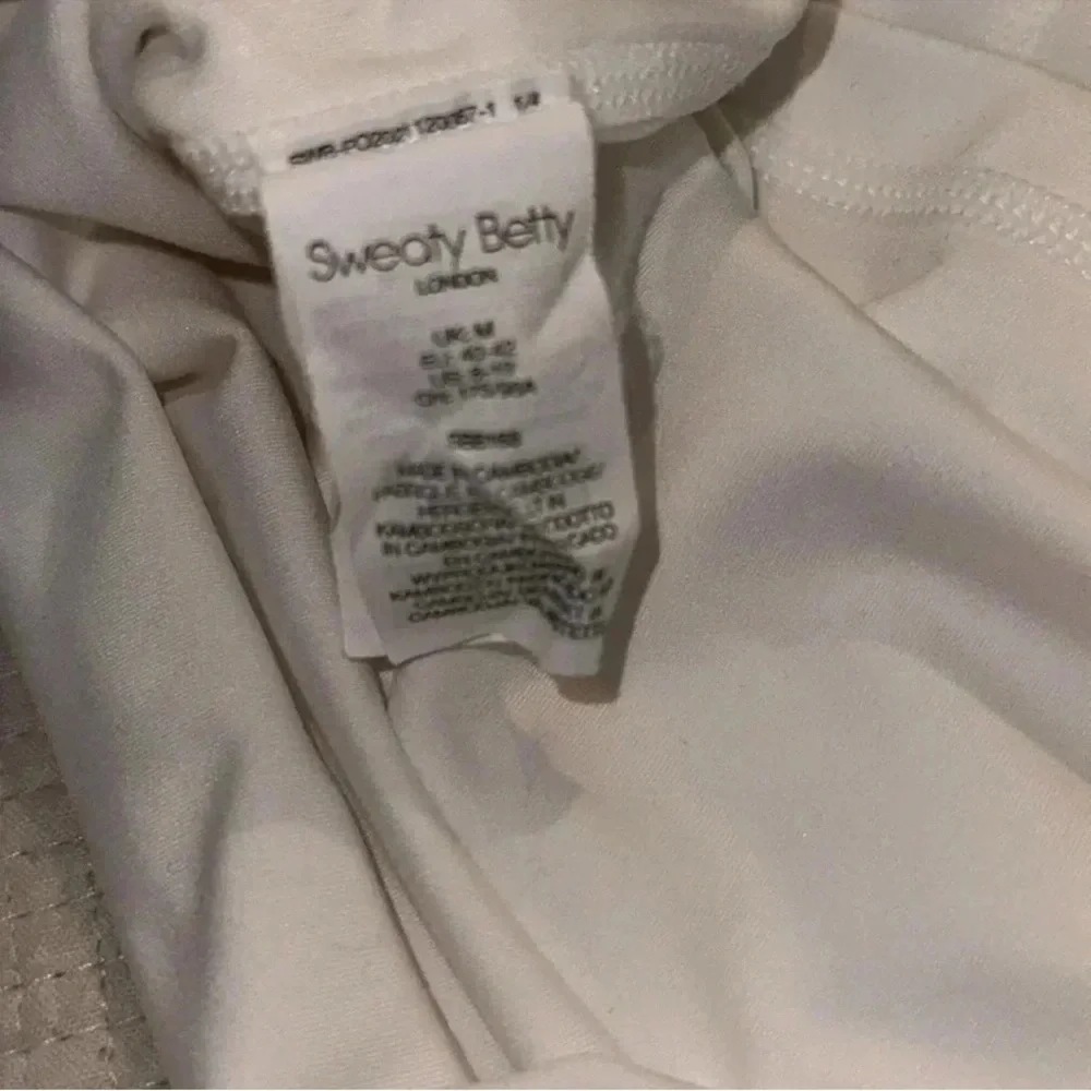 SWEATY BETTY (22) White Sleeveless Women's Top Women’s Size Medium - Picture 4 of 4
